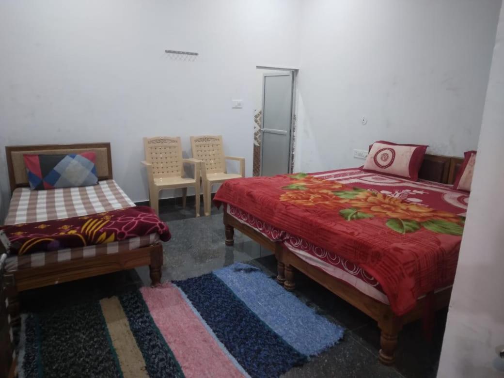 Happy Khajuraho Home Stay Luaran gambar